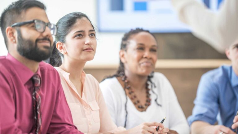 Financement OPCO : stagiaires en formation professionnelle aux marchés publics certifiée Qualiopi